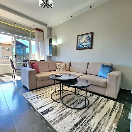 Fabs Colosseo Central W 24h Check In Tirana