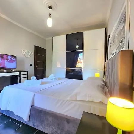Apartment Fabs Colosseo Central W 24h Check In Tirana